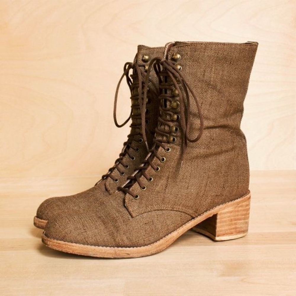 Colin Stuart Women's Lace Up Granny Combat Heeled Boots 6.5